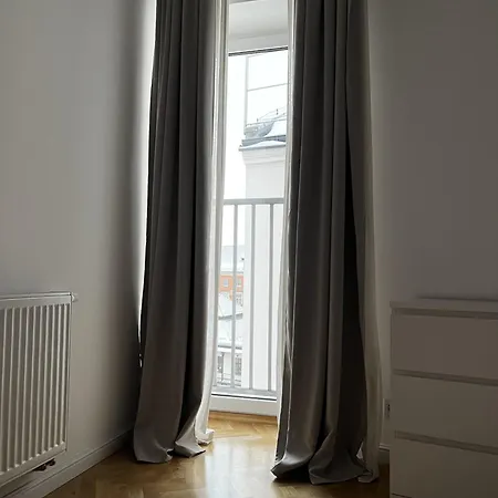 High Standard In Jewish District, Shared With Host Privatunterkunft *